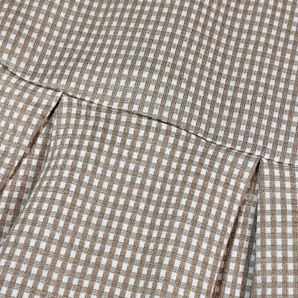 Urban Romantics Pleated Mini Skirt Womens L Tan Gingham Drop Waist Preppy Skater - Picture 4 of 9